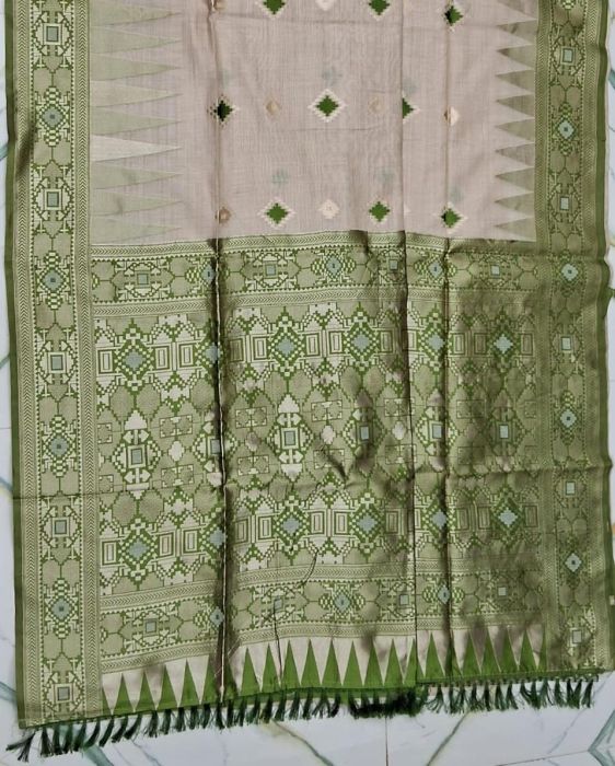 Cotton-based Semi Muslin Jamdani